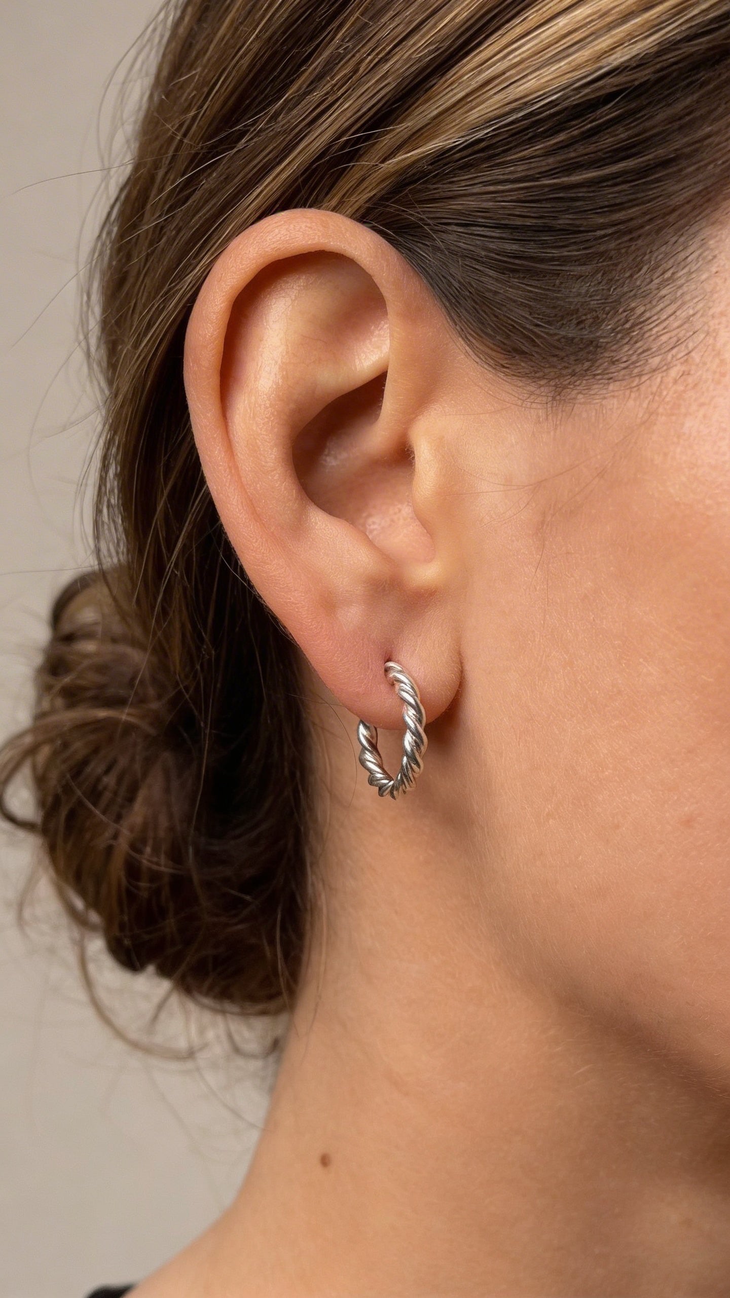 The Twist Hoops